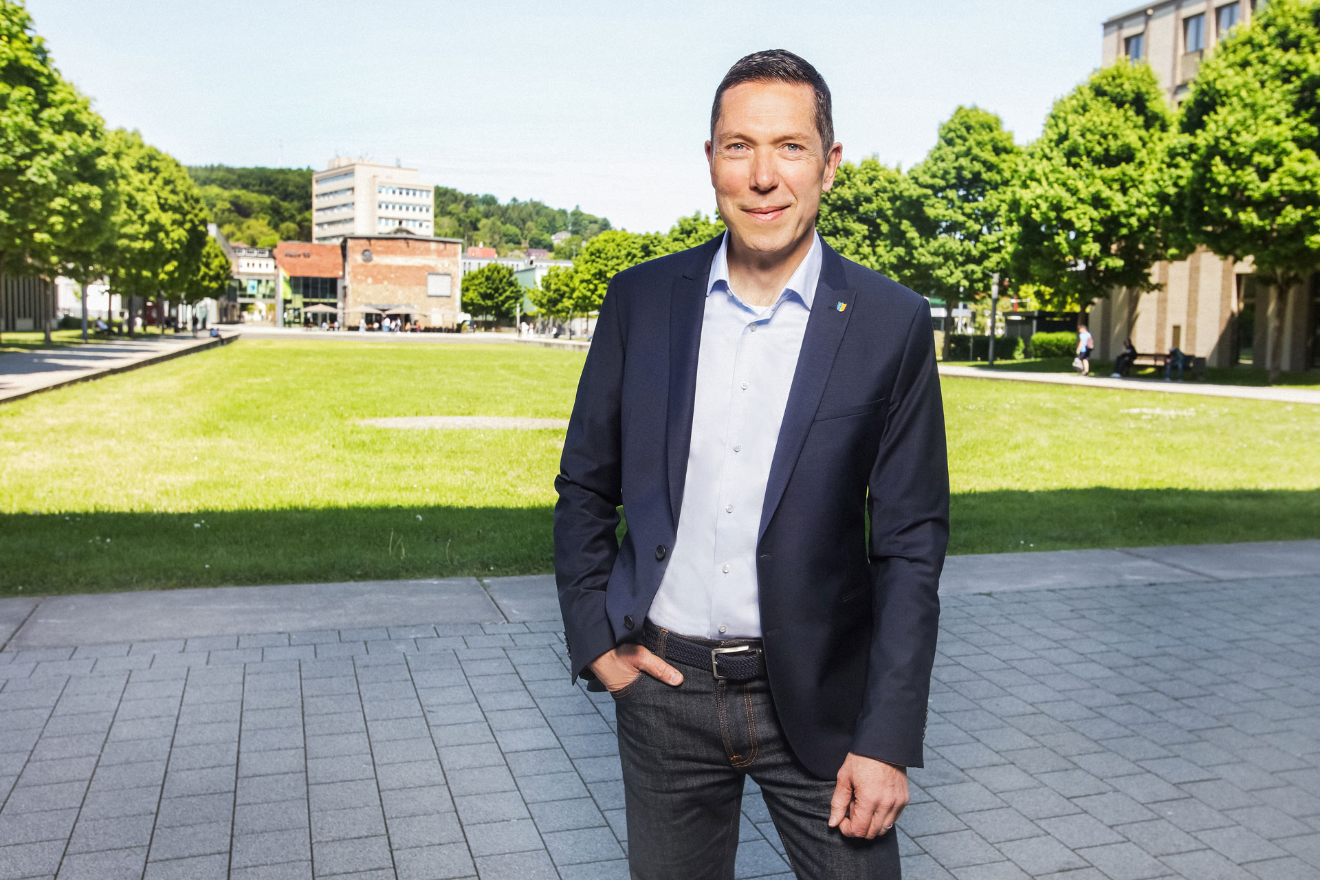 Raoul Halding-Hoppenheit steht auf dem neuen Steinmüllergelände